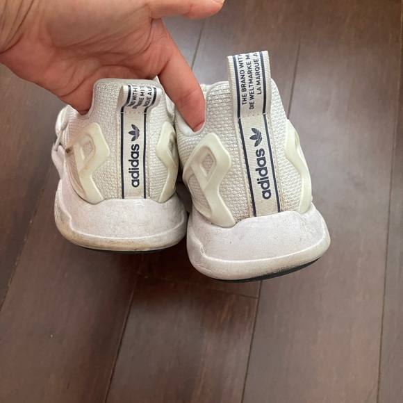 Adidas - Picture 2 of 4